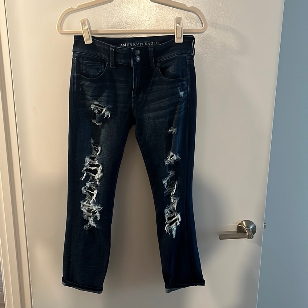 American Eagle Artist Crop Super Stretch Dark Wash Distressed Jeans